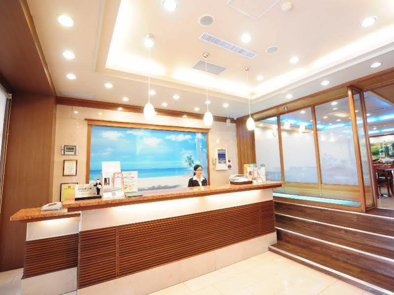 Kindness Hotel Weiwuying Kaohsiung Exterior photo